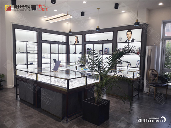 眼鏡店選址：不同位置的眼鏡店優缺點有哪些？